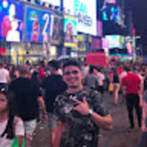 Meet your Posher, Jonathan